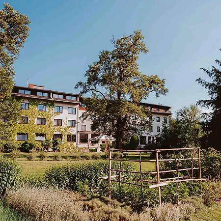 Bruecklwirt Szálloda 4*