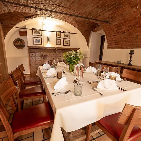 Bruecklwirt Hotel 4*