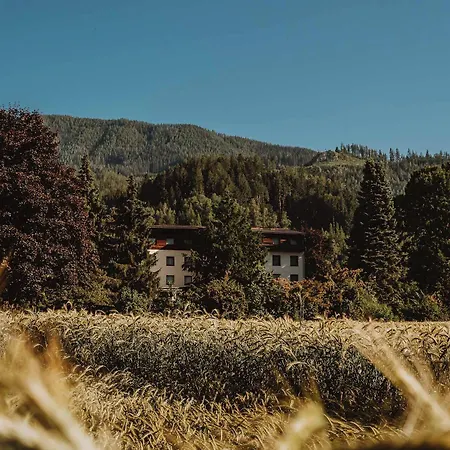 Bruecklwirt Hotel 4*