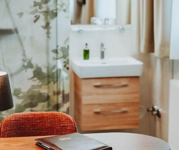 فندق Bruecklwirt نيكالسدورف